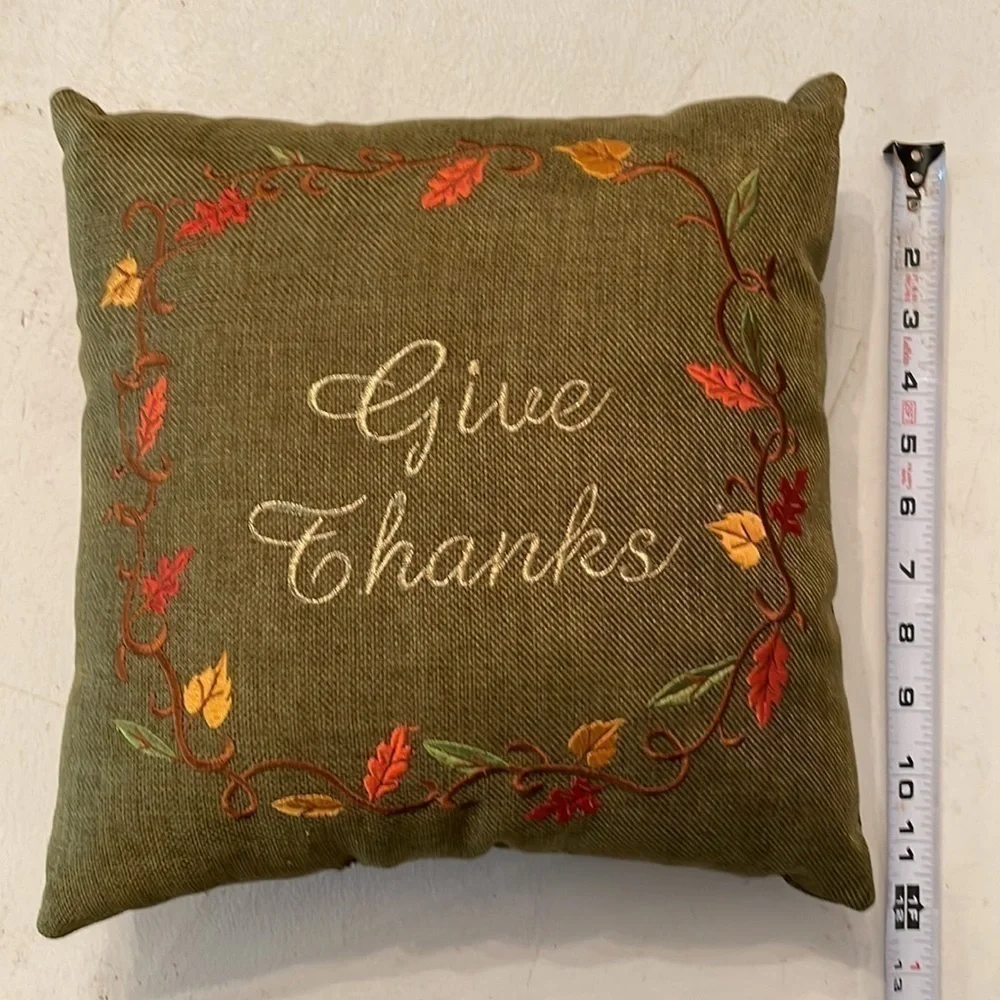 Give Thanks Throw Pillow 🍁🙏🏻🦃🍂